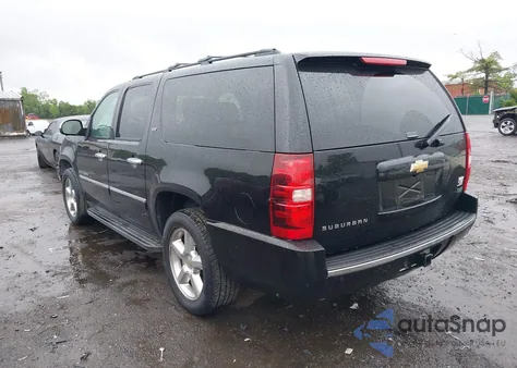 2011 Chevrolet Suburban 1500 Ltz из США, поврежденный, VIN 1GNSKKE39BR332865